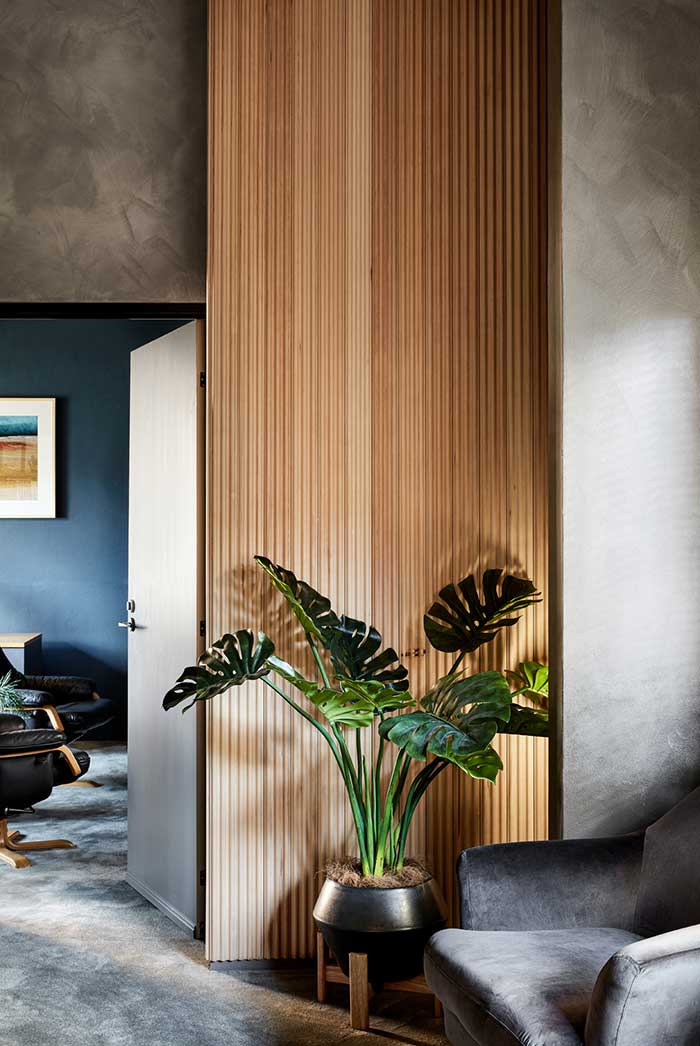 Edgecliff office